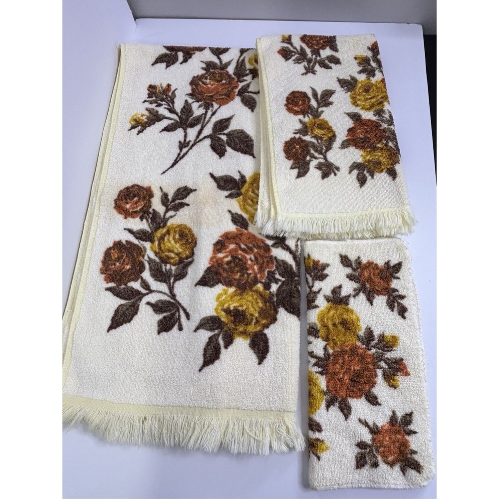 Vintage Pennys Hand And Bath Towels, Washcloth Set Of 3 Pink Floral Fringe MCM